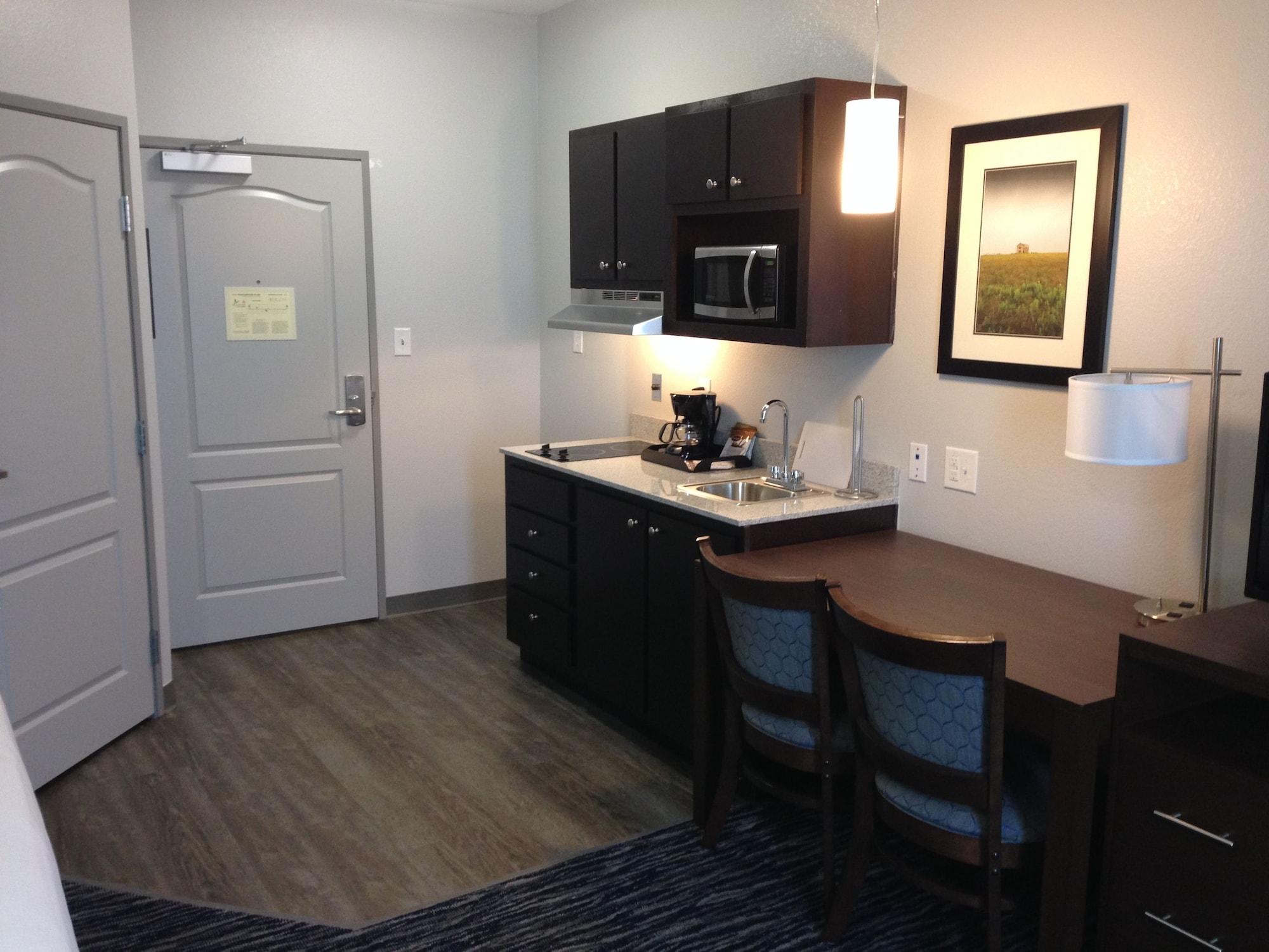 Hawthorn Extended Stay By Wyndham Мидланд Екстериор снимка