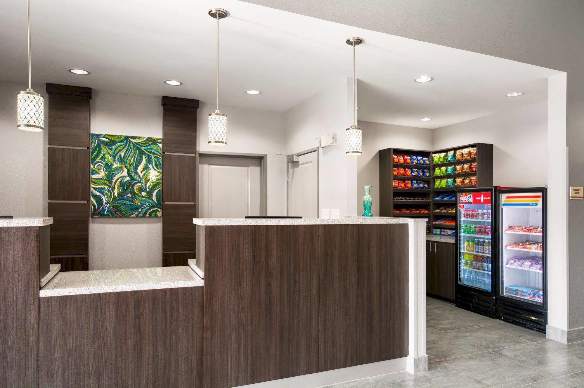 Hawthorn Extended Stay By Wyndham Мидланд Екстериор снимка